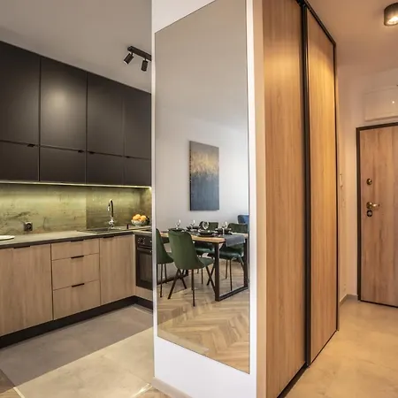Apartament Manufaktura Limanowskiego 68, Garaz *